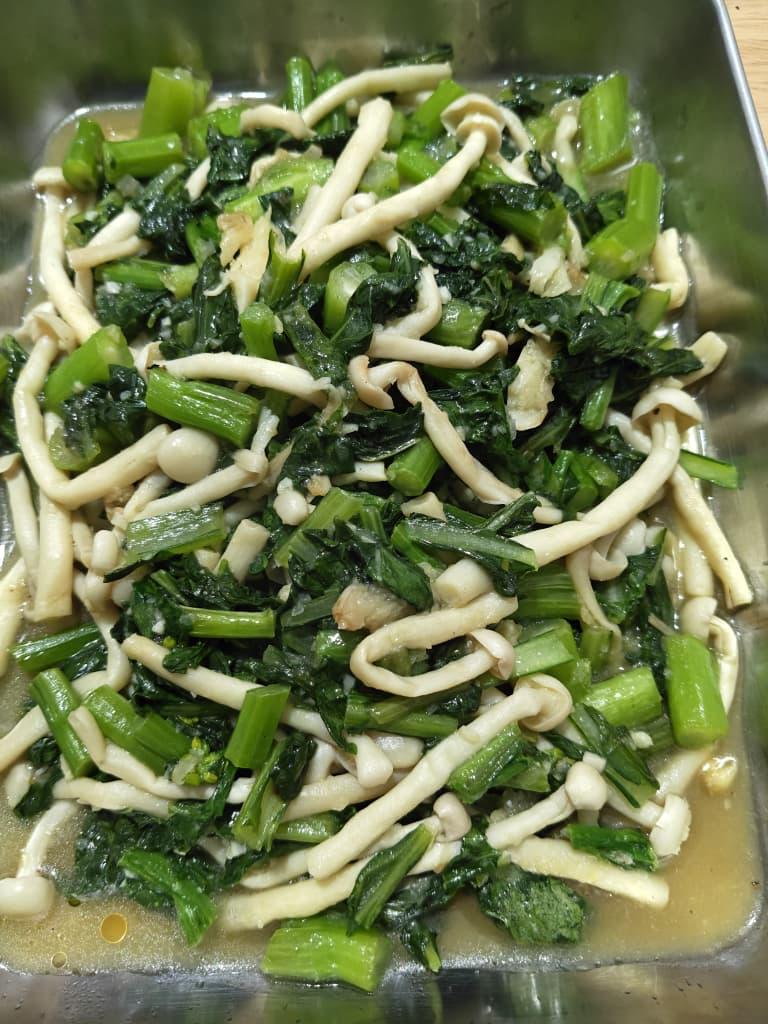 菇类炒青菜
